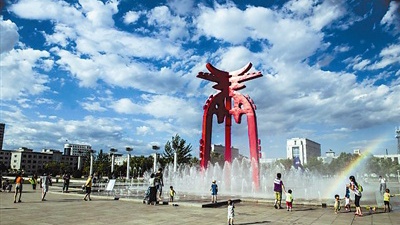 襄阳南湖广场图片